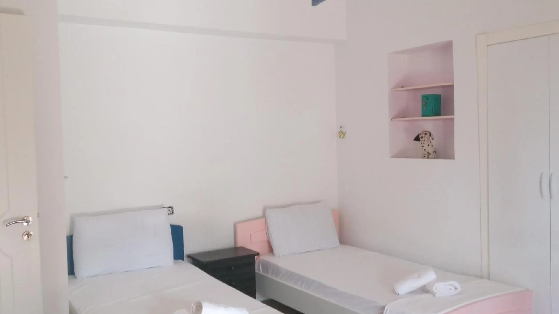 Raffaello'S House Villa Vlore